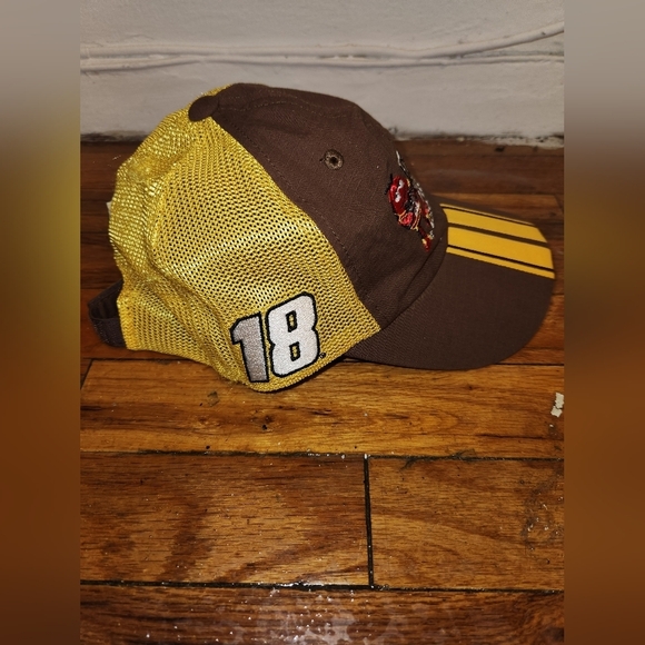 M&M's Racing Car Cap - Picture 12 of 12